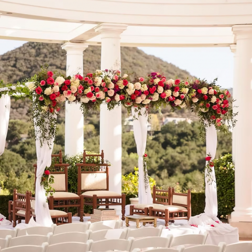 32086b_f4169c63e9cb439589af3a4f84a96613~mv2